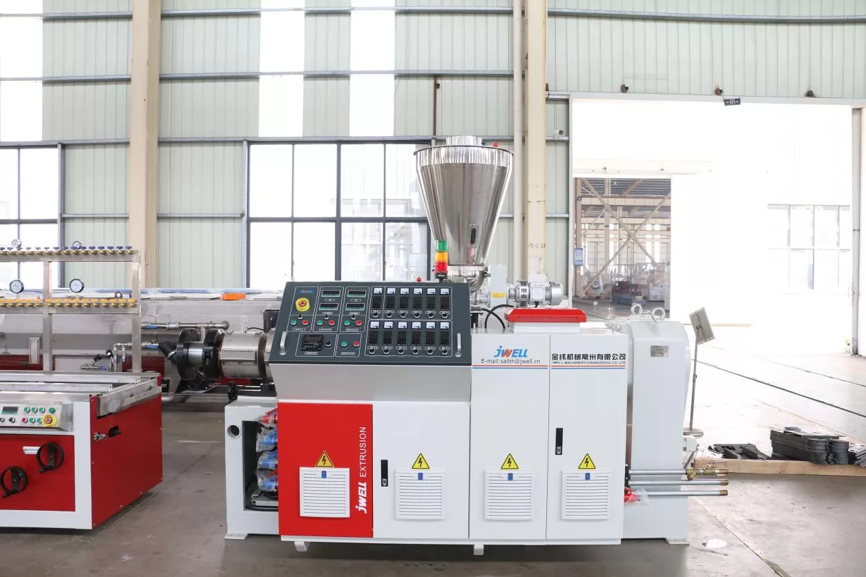 Description of PVC PP HDPE Plastic Reinforce with Steel and Wood Plastic Extrusion Line