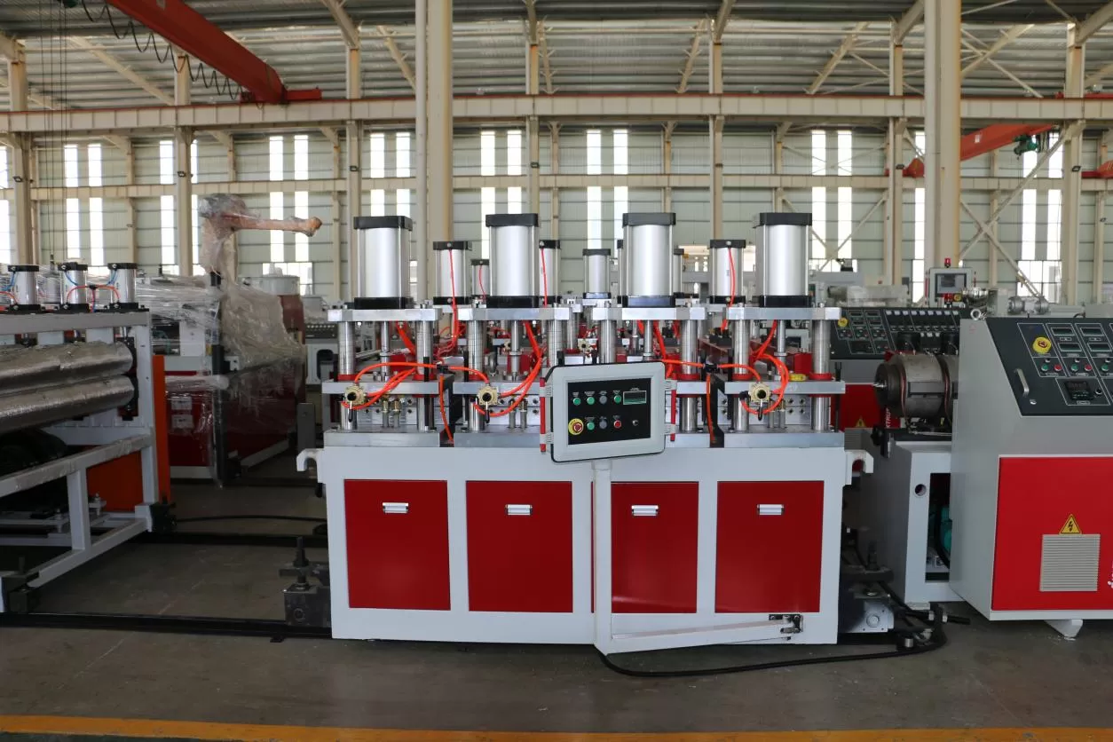 Description of WPC PVC Foam Wall Panel Extrusion Machine